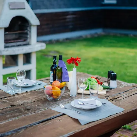 Schuetzenchalet Junior